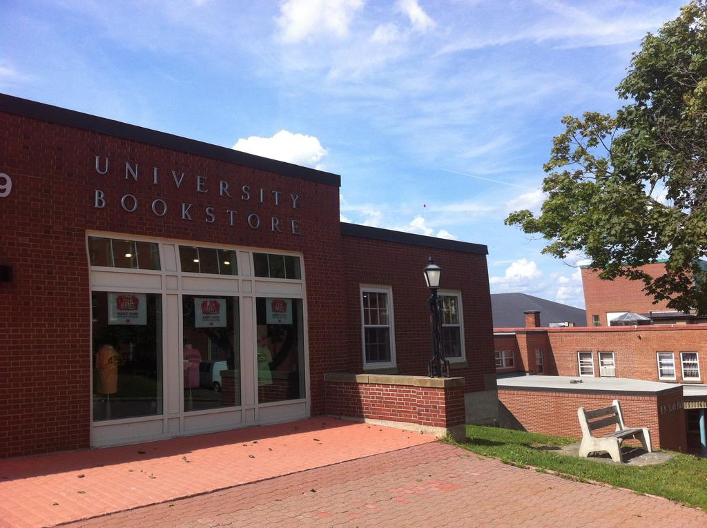 Unb Fredericton Accommodations Экстерьер фото