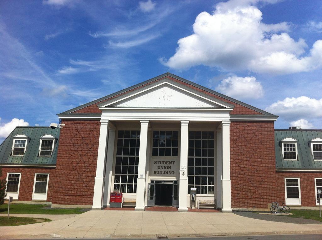 Unb Fredericton Accommodations Экстерьер фото