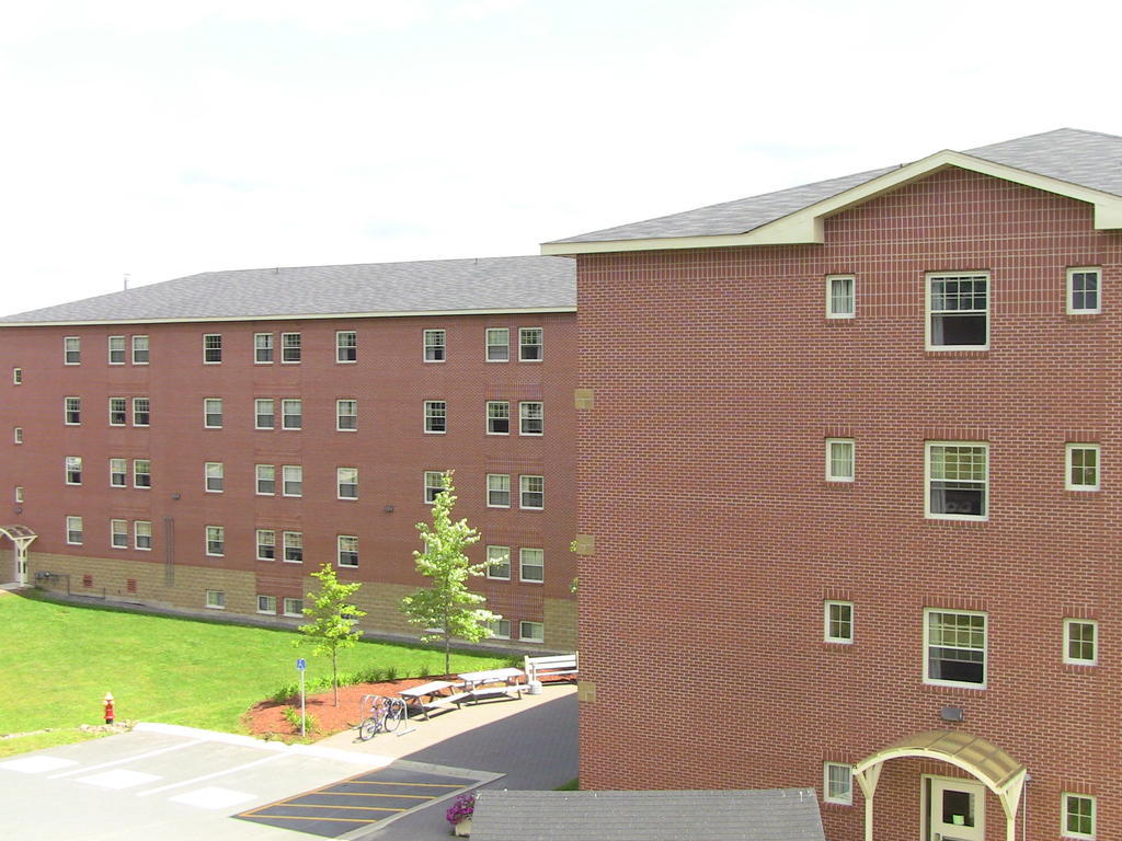 Unb Fredericton Accommodations Экстерьер фото
