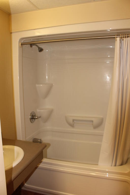 Unb Fredericton Accommodations Номер фото