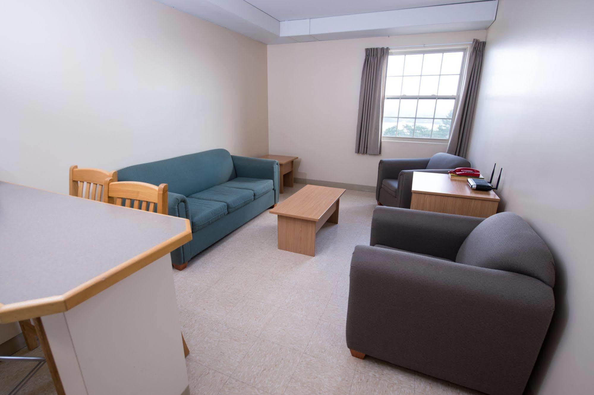 Unb Fredericton Accommodations Экстерьер фото