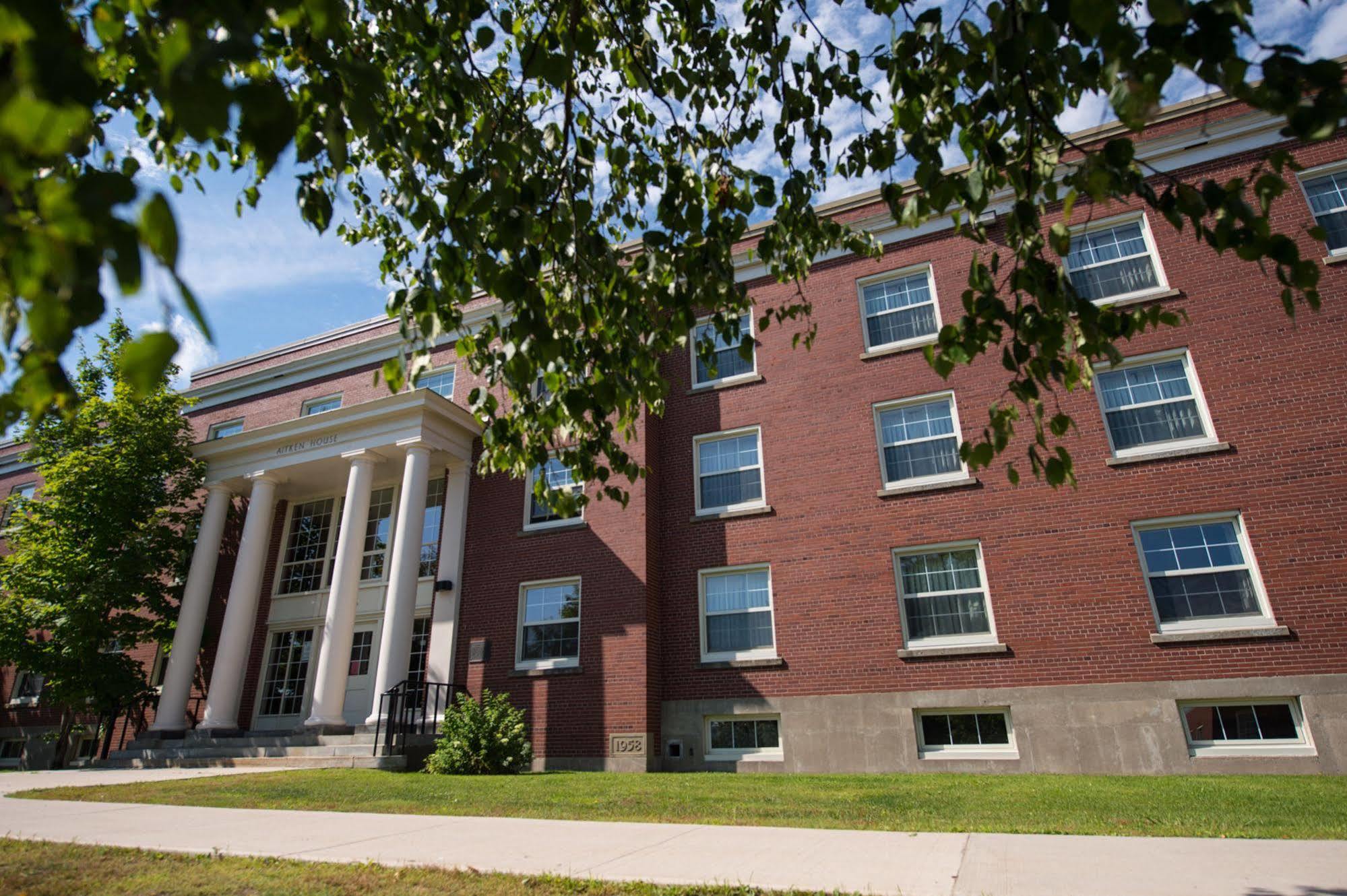 Unb Fredericton Accommodations Экстерьер фото